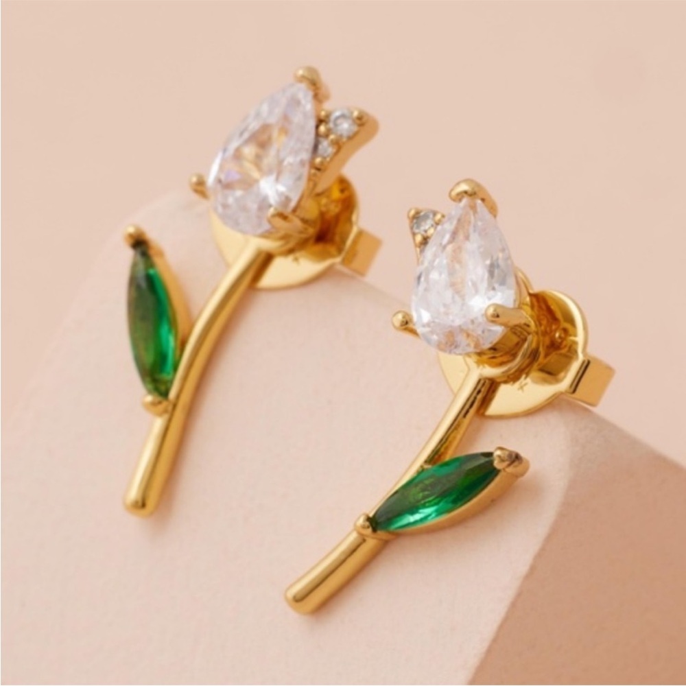 Kate Spade Stud Earrings NWT / Crystal Tulip Stud Earrings - Picture 3 of 10